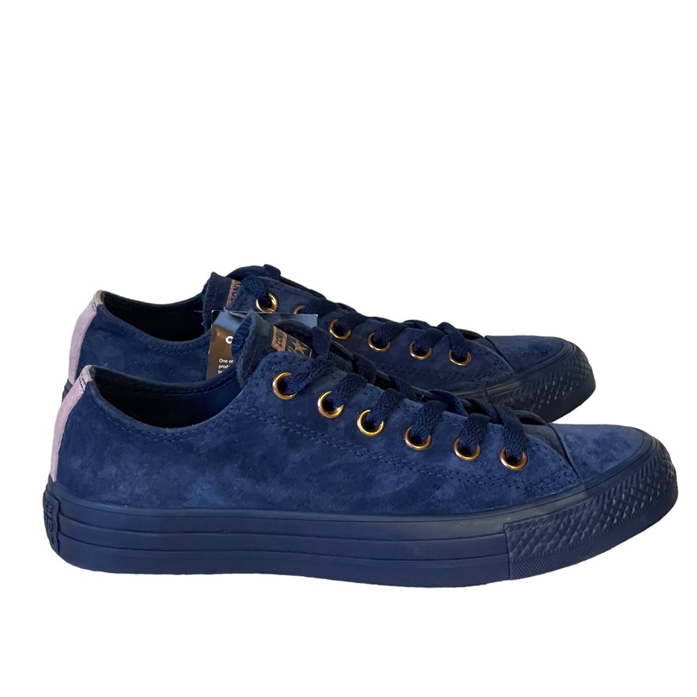 Converse all star navy blue cherry blossom low top sneaker shoes women’s 9 NWT